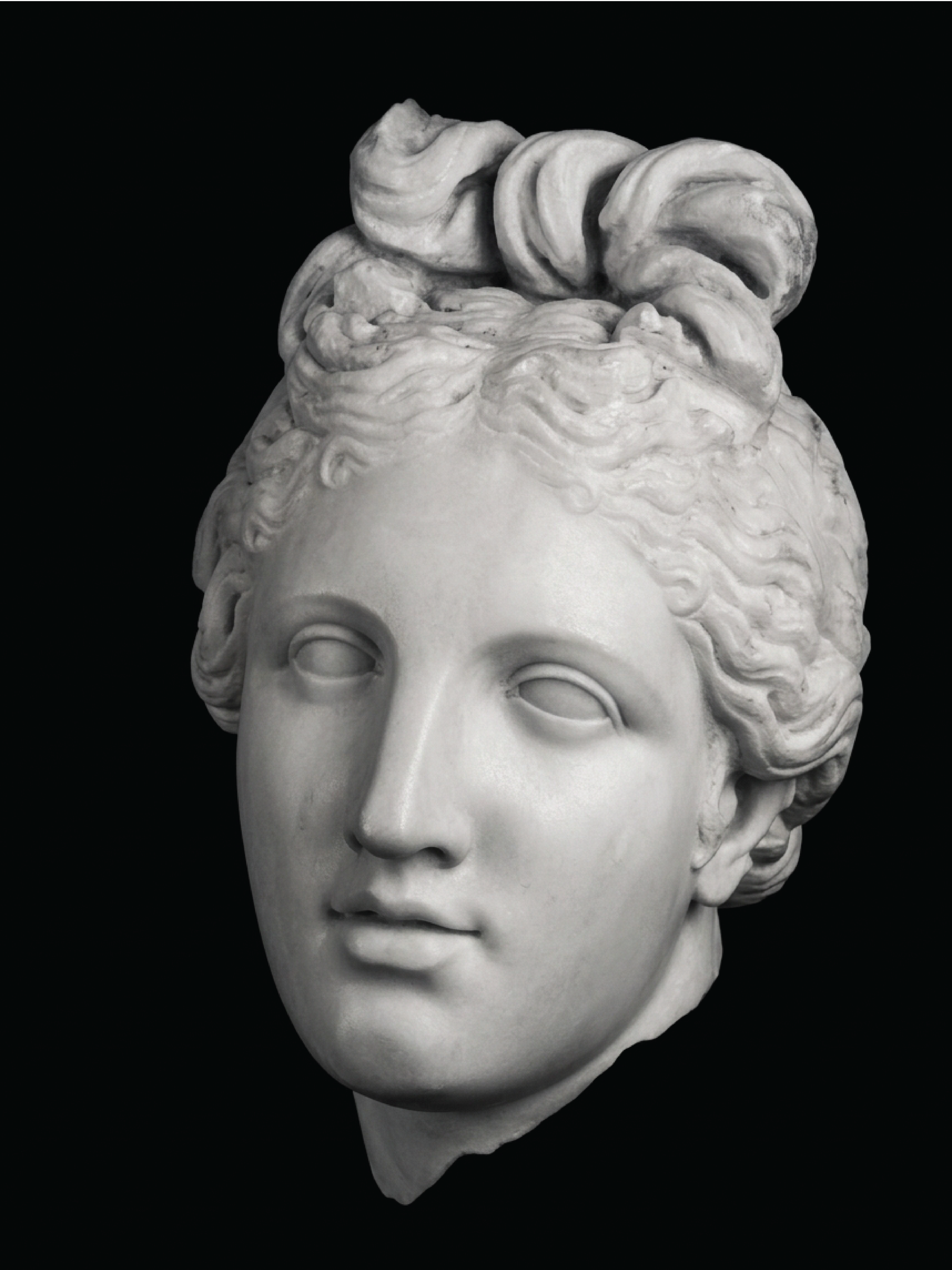 Marble head associated with the Venus of Skupi.